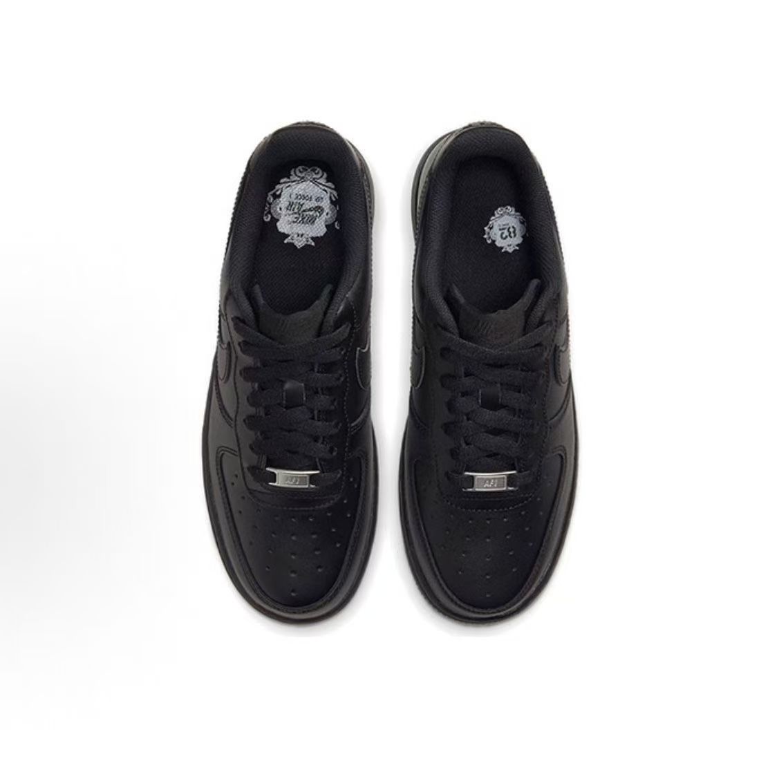 Nike Air Force 1 '07 tamamen s - Nike Shoes Air Force 1 incelemesi ve fiyatı