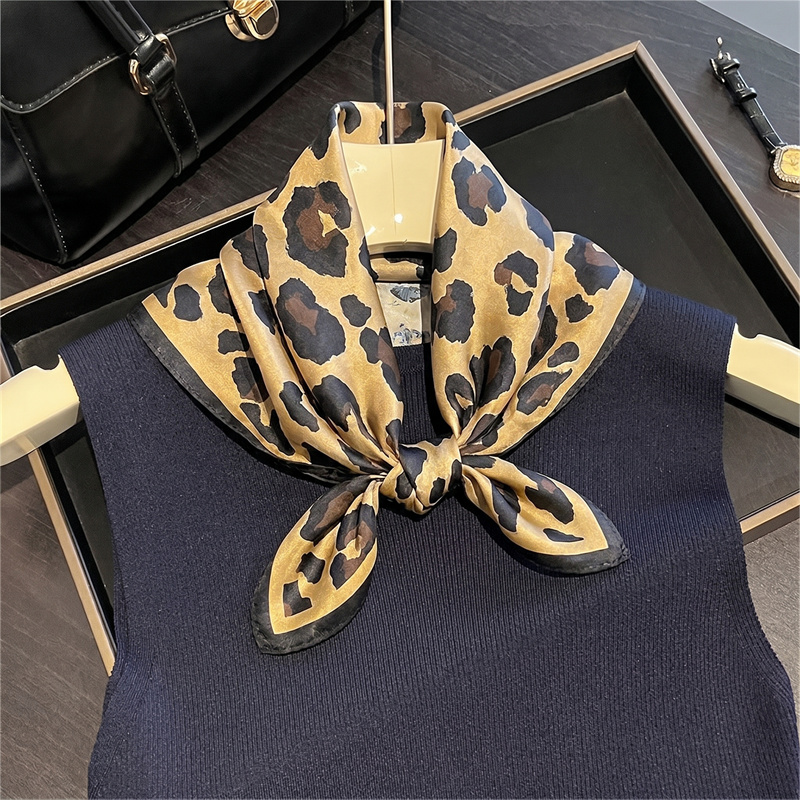 % 100% ipek kare eşarp leopar  - Face Scarf Mask incelemesi ve fiyatı